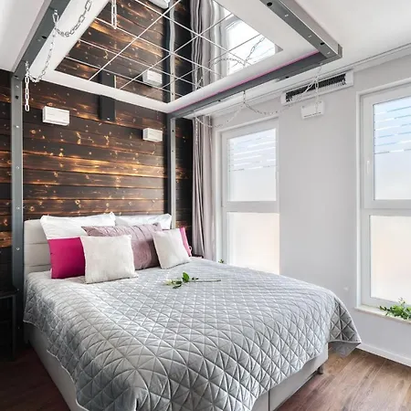 Apartament Relaxroom Fuksja