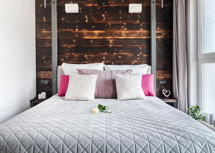 Apartament Relaxroom Fuksja Reda