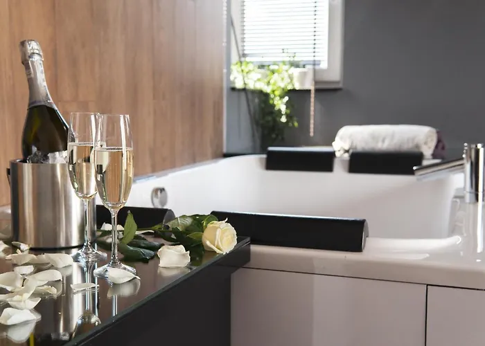 Apartament Relaxroom Fuksja Reda